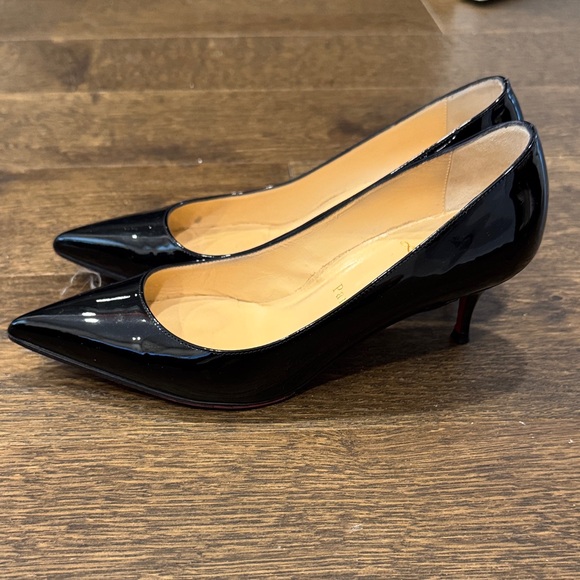 Christian Louboutin Glossy Black Heels - Picture 2 of 4